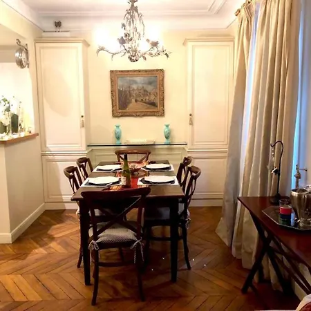 Paris - Victor Hugo / Villarceau パリ